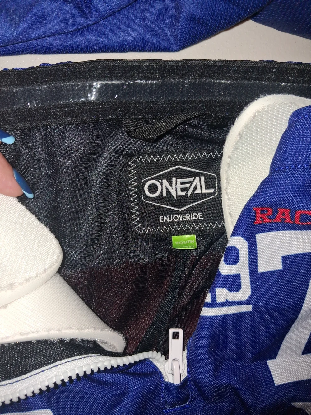 O'Neill Kids Matching Set in Blue, Red, White. Medium 8-10 Pants